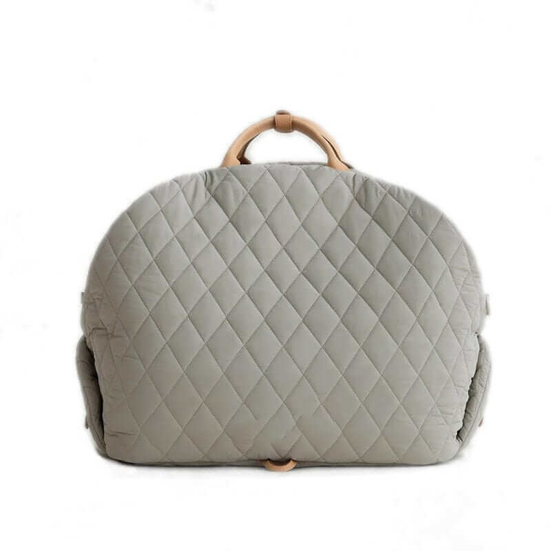 Multifunctional Pet Travel Bag, quilted design, waterproof, ideal for dogs & cats, travel comfort and convenience.