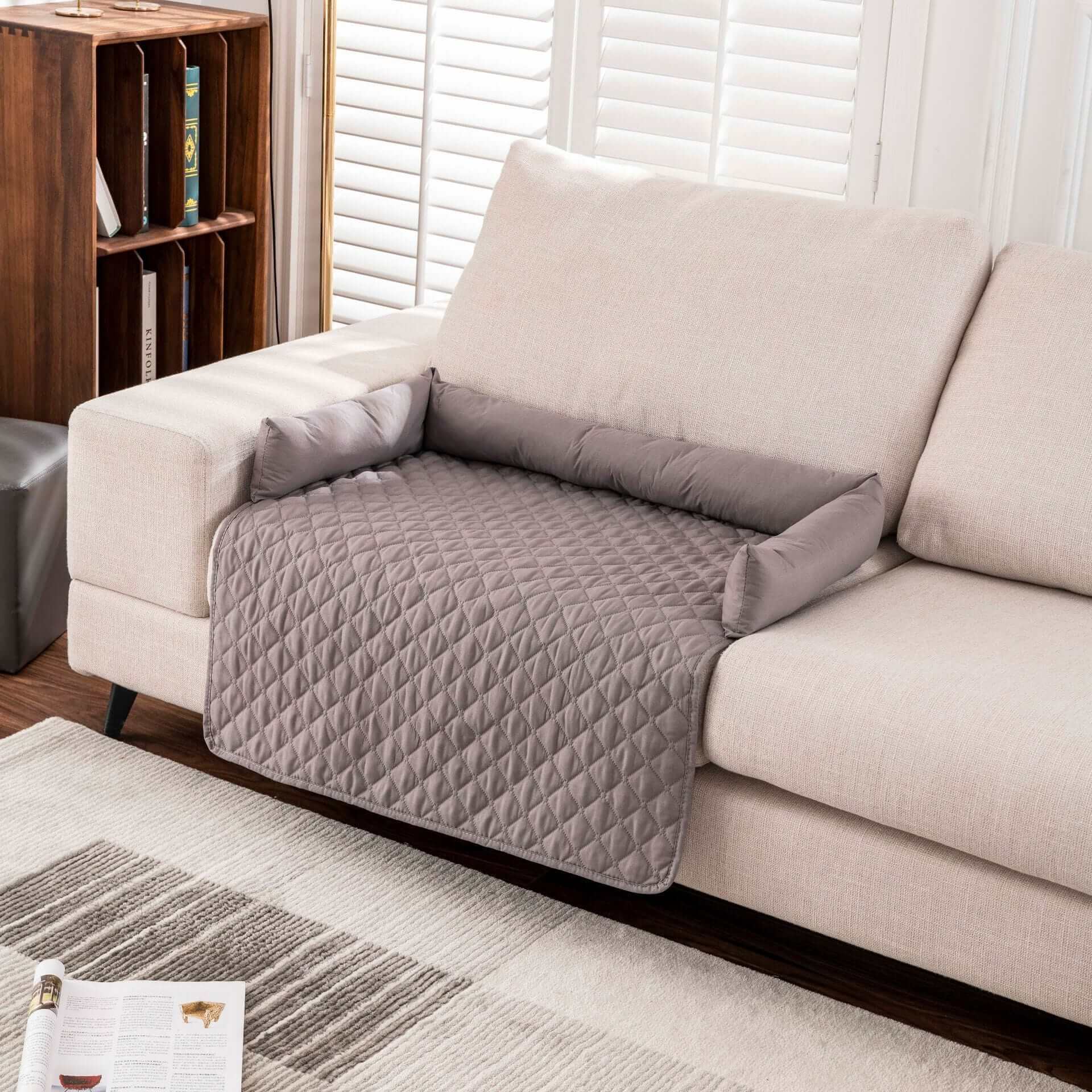 Waterproof Pet Bed Mat on a sofa, providing comfort and protection for dogs and cats.
