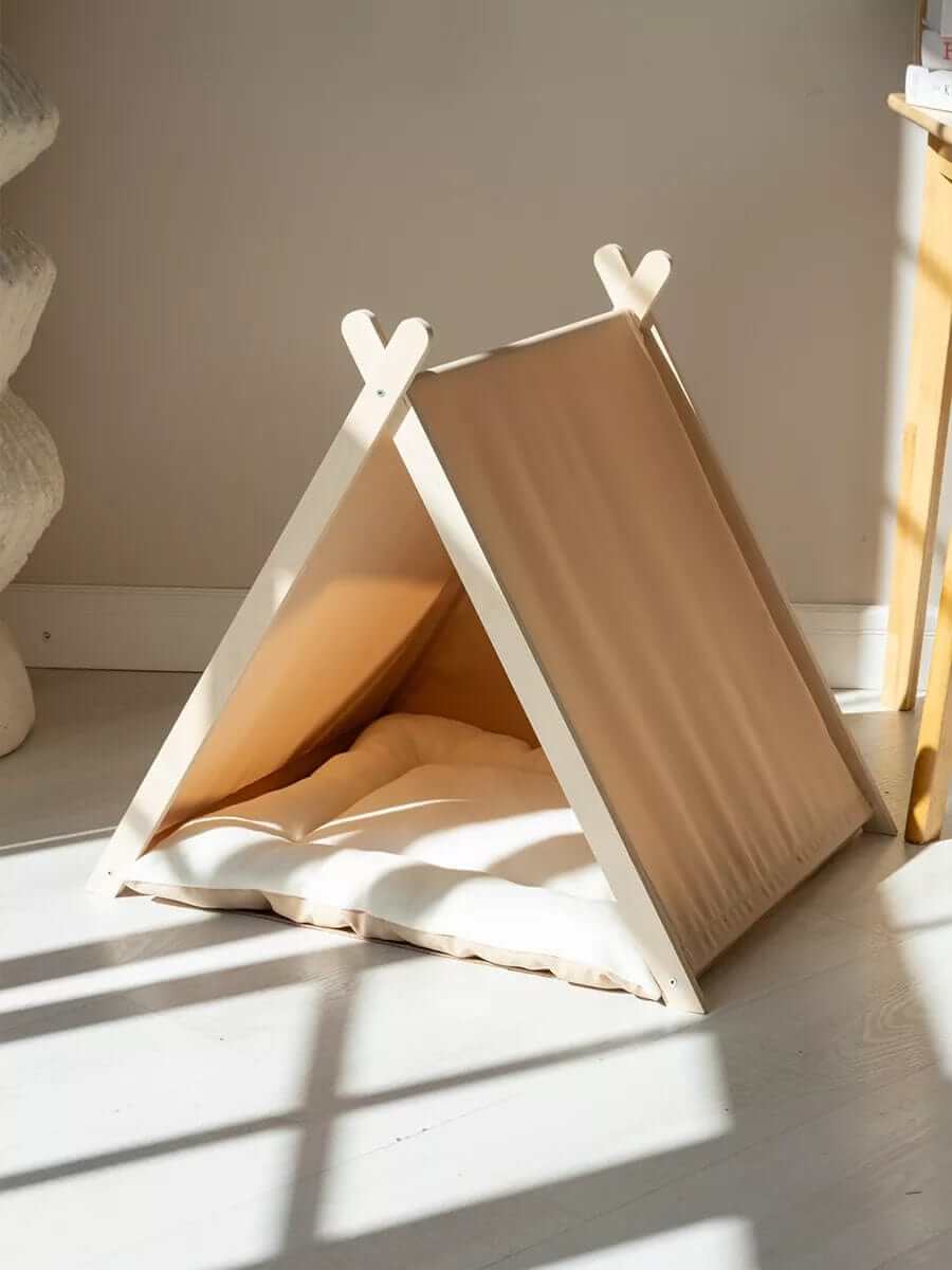 4-Season Washable Pet Tent Bed: Cozy pet tent for dogs and cats, breathable materials, easy to wash and maintains comfort.