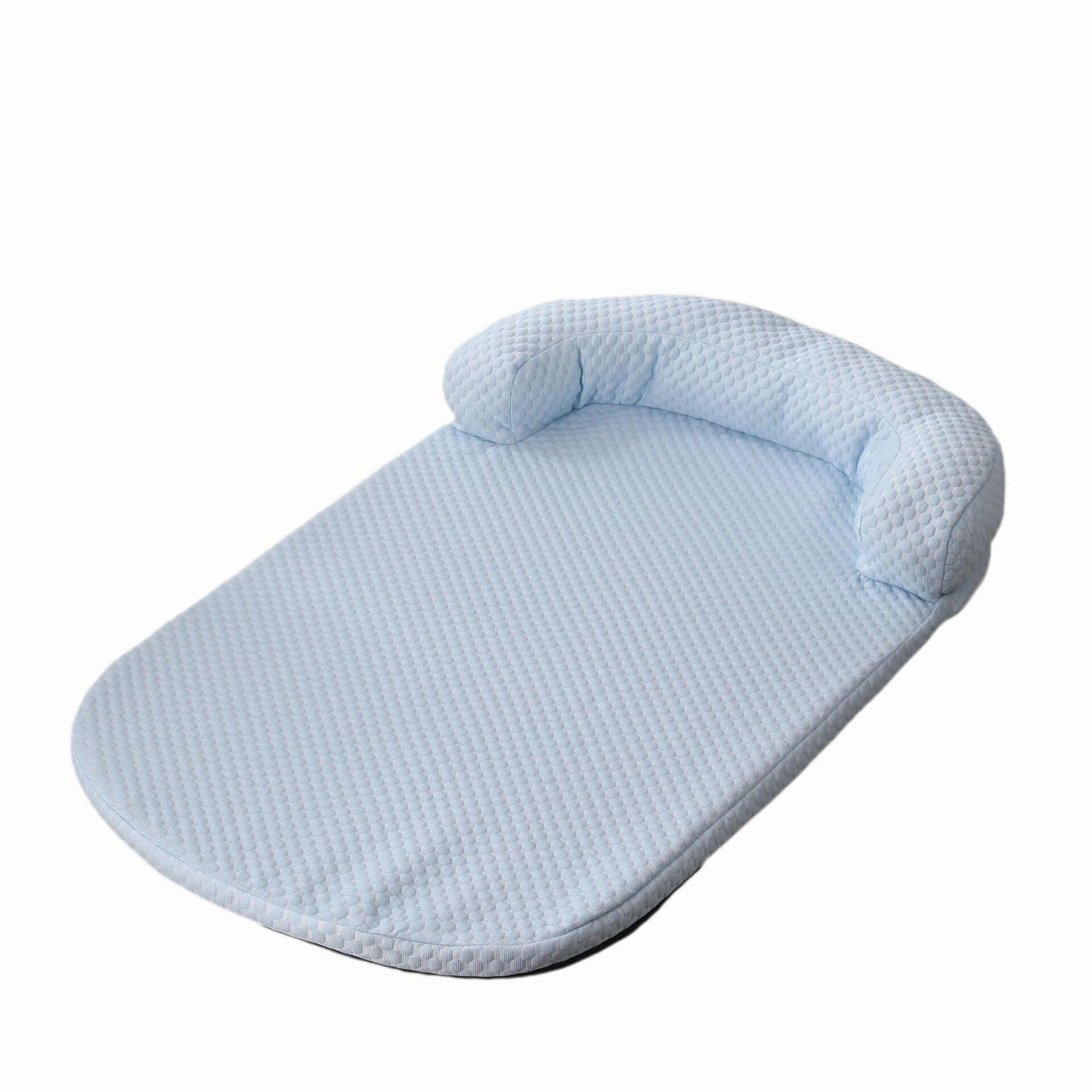 ChillEase Pet Cooling Mat for Dogs & Cats, breathable design with cooling ice peas technology, perfect for relaxation.