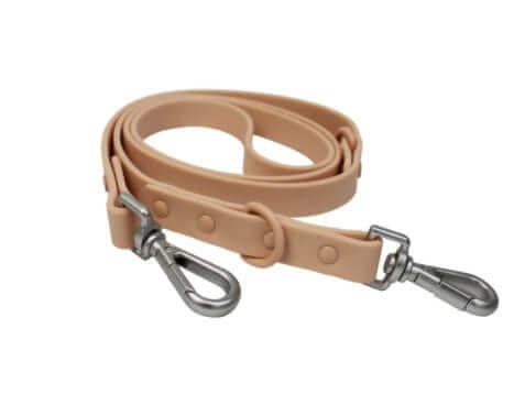 BiteGuard Harness, Collar & Leash Set leash featuring durable, bite-resistant material for dogs and cats.