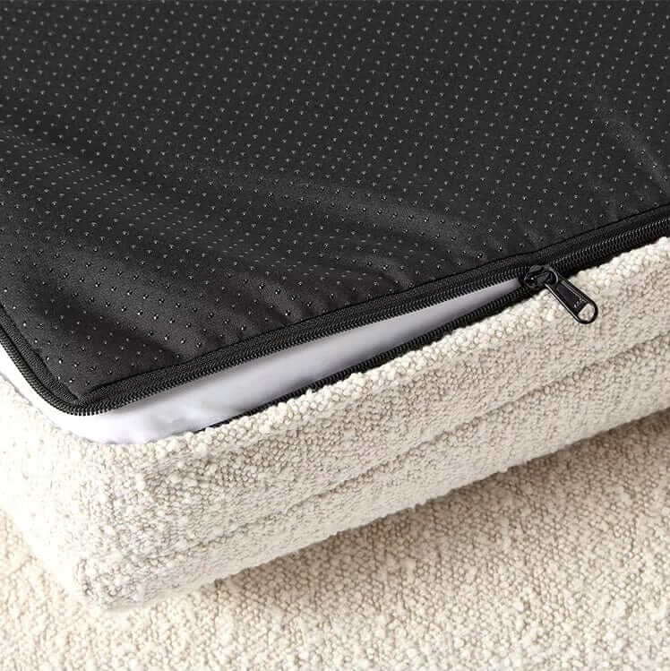 Cloud Bliss Orthopedic Dog Bed: close-up of removable, washable cover showcasing plush fabric and zippered design for easy maintenance.