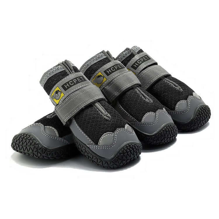 PawGuard Dog Boots - waterproof dog boots for traction, anti-slip soles, and reflective strips for safety. Ideal for dogs & cats.