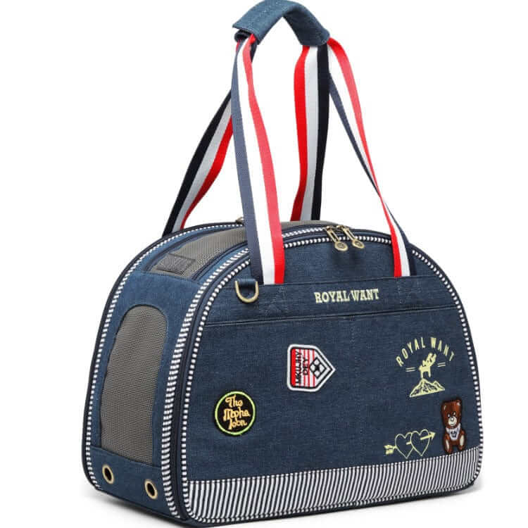 WanderPaws Pet Travel Bag, stylish pet carrier for dogs and cats, breathable mesh panels, hands-free design, perfect for adventures.