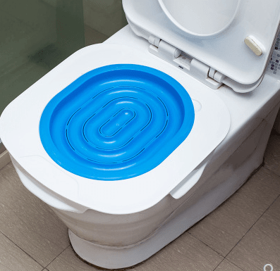 Cat Toilet Trainer, unique square-shaped toilet training kit for hassle-free cat litter management by Dogs & Cats.
