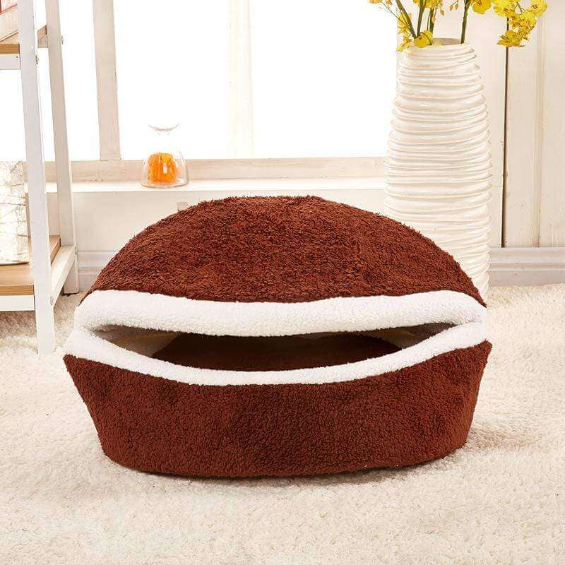 Creative Burger Pet Nest - round faux sheepskin burrow pet bed for dogs & cats, soft, insulating, wear-resistant design.
